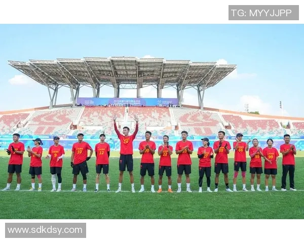 成都飞盘队在全国个人能力排行榜中荣获第五名展现出强劲实力与潜力