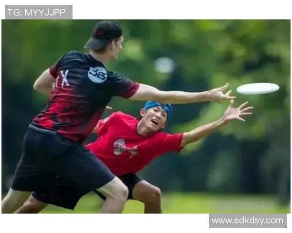 武汉飞盘队配合策略深度解析及其对比赛胜负的影响分析